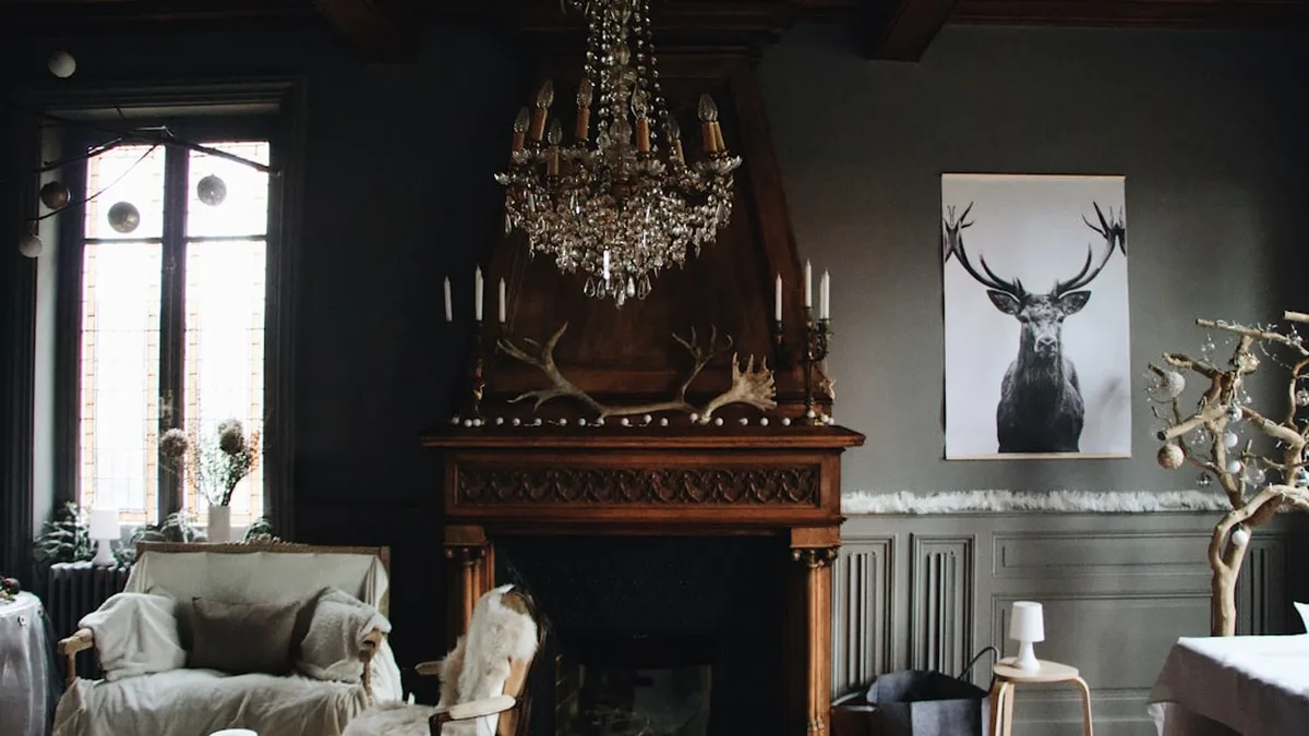 Déco maximaliste : accumuler sans virer au fouillis